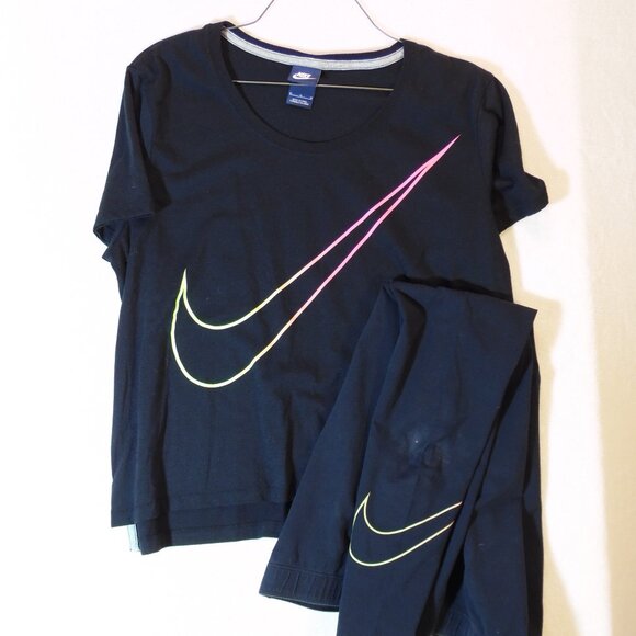 Nike Swoosh T-Shirt & Leggings Set Black top- M Bottom- L Fair Condition - Picture 6 of 10